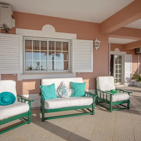 Al Meida Bed & Breakfast 3*