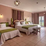 فندق مبيت وإفطار Al Meida 3*