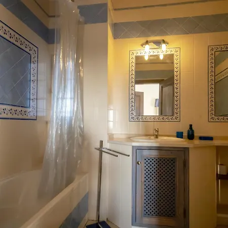Al Meida Bed & Breakfast *