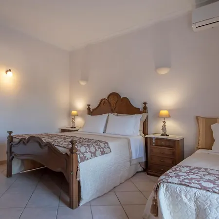 Bed & Breakfast Al Meida Albufeira
